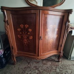 Entrance furniture with mirror used