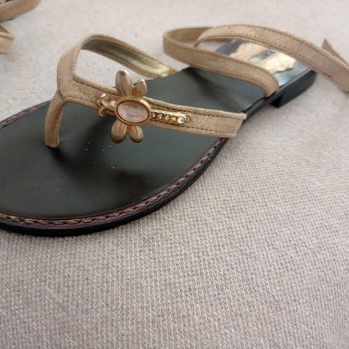 Schutz sandals new, gold color with ankle cords, size 37