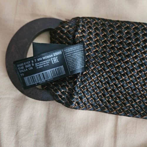 Zara wide belt dark brown like new with wooden buckle