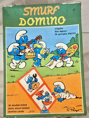 Smurf Domino board game used by Desyllas