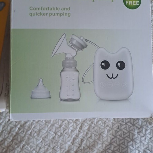 Electric breast pump with 3 storage bottles, like new