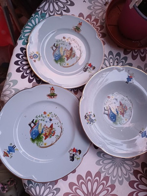 Children's porcelain set from England like new