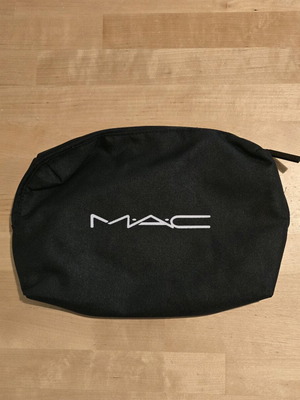 Mac toiletry bag unused, size 27x19, black