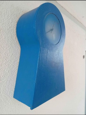 Clock with cabinet used, dimensions 45x27x14 cm