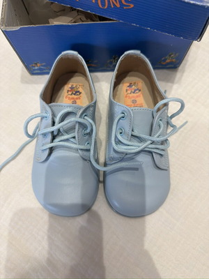 Lace leather shoes for boys size 23 new with tag and box