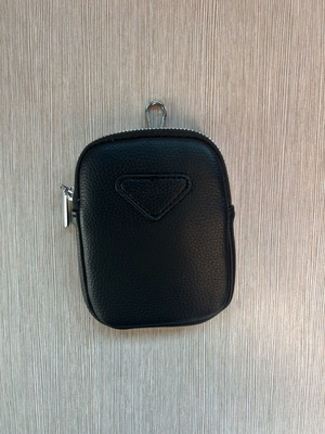 Small handbag new, black or wallet