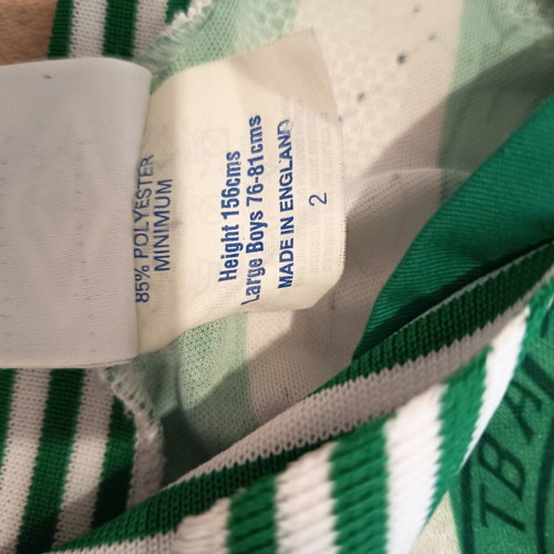 Celtic 1995-1996 kids jersey like new, signed