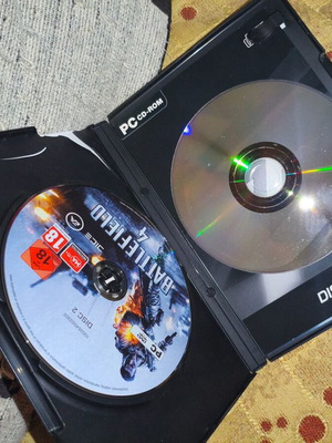 Pc game like new, complete for computer