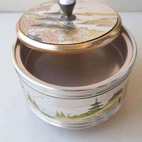 Vintage Japanese Sankyo music powder/jewelry box 1950-1960