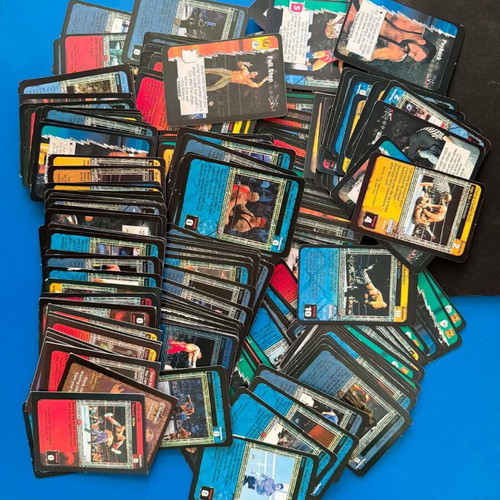 Smackdown WWE cards like new, 100+ cards