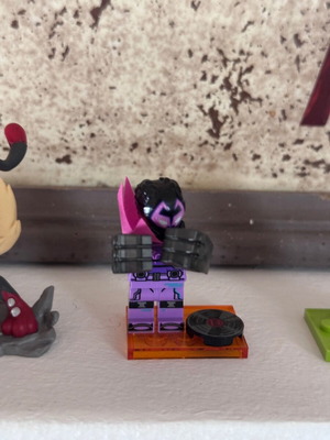 Lego Mini Figures new, set of 2