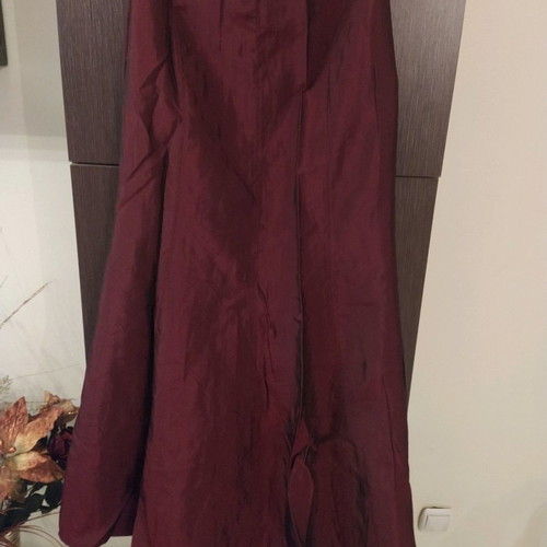 Taft set GRAMA new, size M, satin silk burgundy color