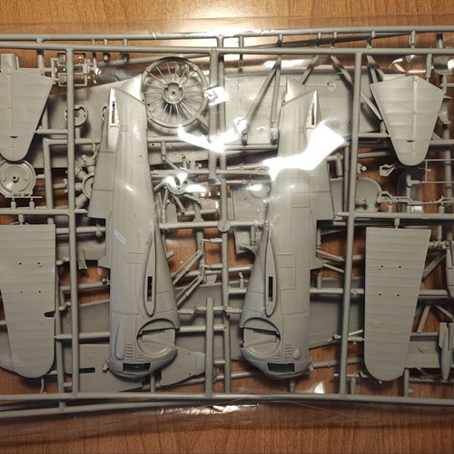 Curtiss BF2C-1 1/32 Hasegawa like new