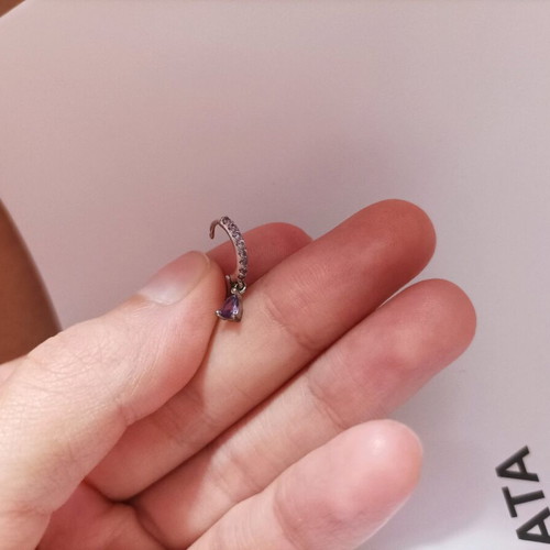 Silver S 925 earring like new with purple crystal teardrop
