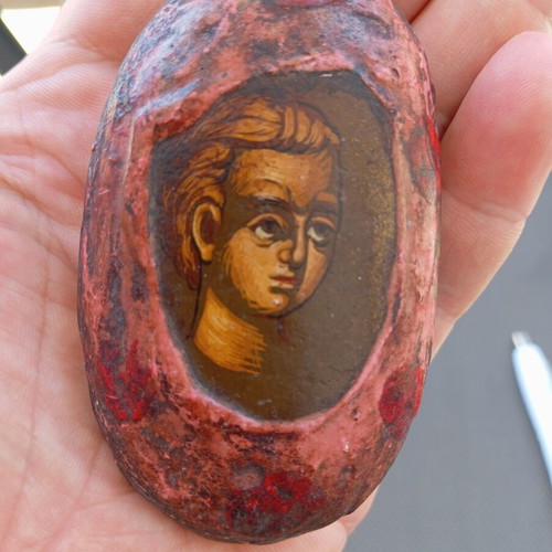 Canvas on pebble vintage artwork 8x5 cm like new