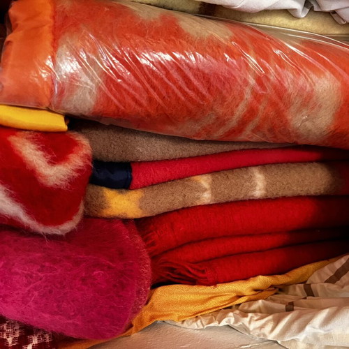 Kouvertes - Chramia blankets like new, multiple pieces