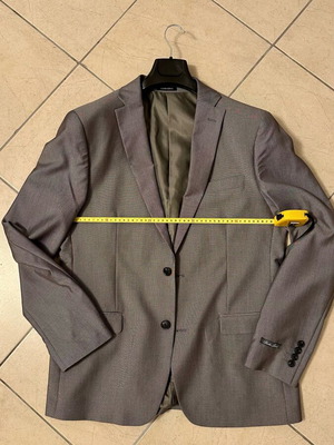 Berto Lucci men's suit gray like new size 54 slim fit