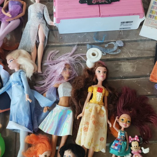 Barbie κούκλες και αξεσουάρ μεταχειρισμένα, σετ