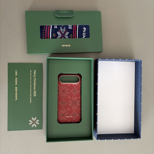 Pitaka Threads of Winter Scarlett iPhone Air case like new