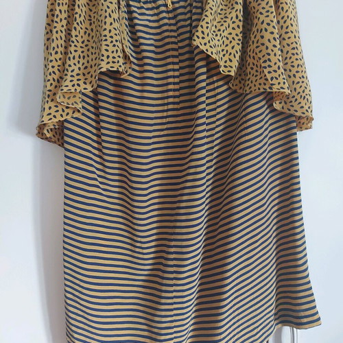 Silk skirt like new, blue and gold, size L