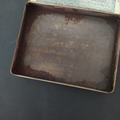 Turmac Hassan tin cigarette box 1920s