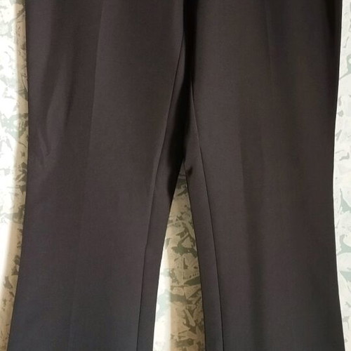 Black elastic pants Please new, size L