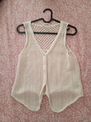 Knitted top Pull & Bear like new, size M, white