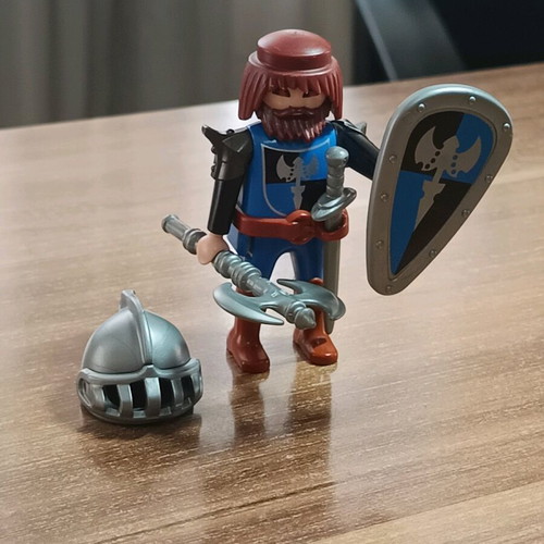 Playmobil Knight Chevalier of the Blue Order like new