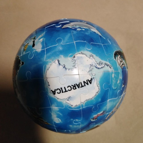 Puzzle night light used, 72 pieces globe