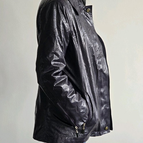 Vintage Vinyl Jacket plum like new, size M