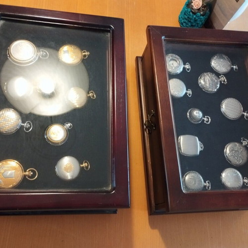 Deagostini pocket watches like new, pack of 60 with cases