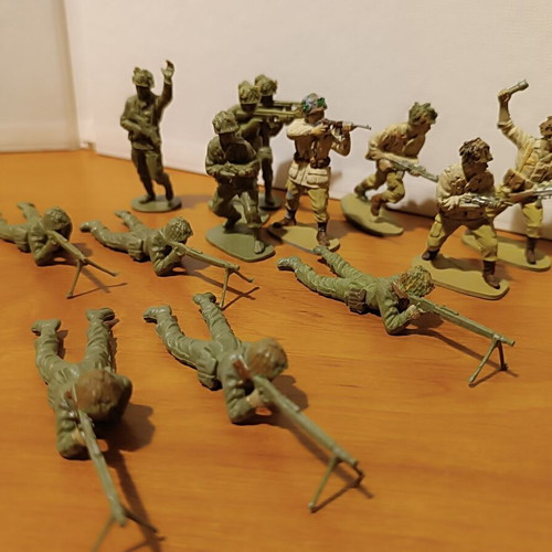 Airfix Modern German Infantry 1/32 figures used, set of 30