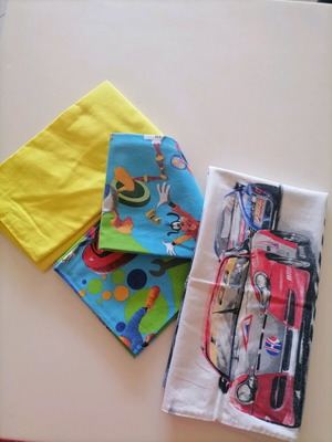 Set of 3 boys' cotton pillowcases like new