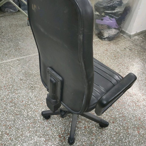 Office chair used, good condition