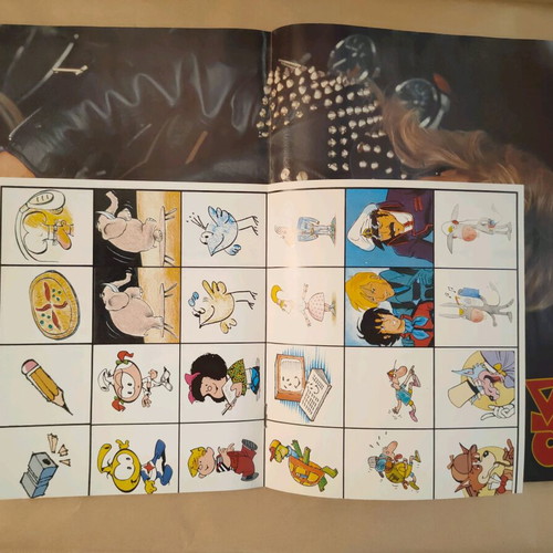 Dyo issue 3 1987 used with cards and posters