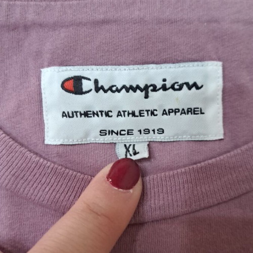 Champion women's t-shirt pink purple like new, size XL true to fit