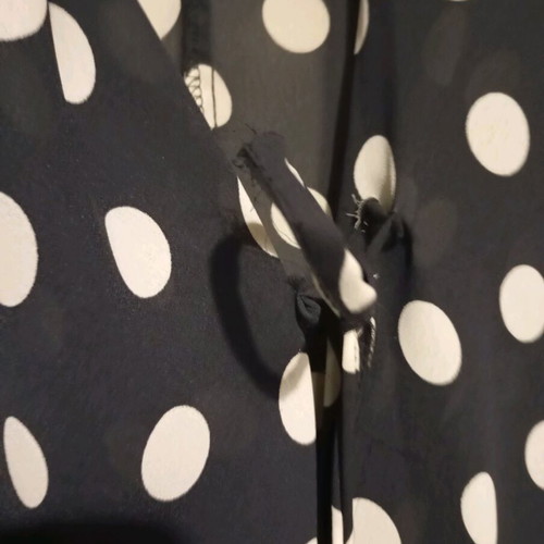 Polka Dot Shirt Black and White like new, size XXXL