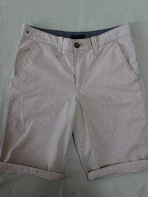 Κοντά παντελόνια Tommy Hilfiger chino μπεζ, σαν καινούργια, μέγεθος XS-S