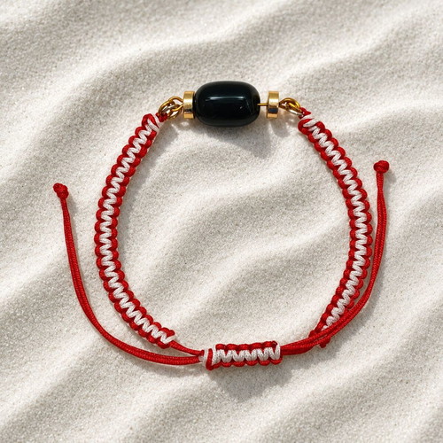 Handmade macrame martaki bracelet with onyx and hematite new, black and red