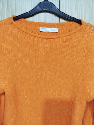 Zara orange sweater small, used