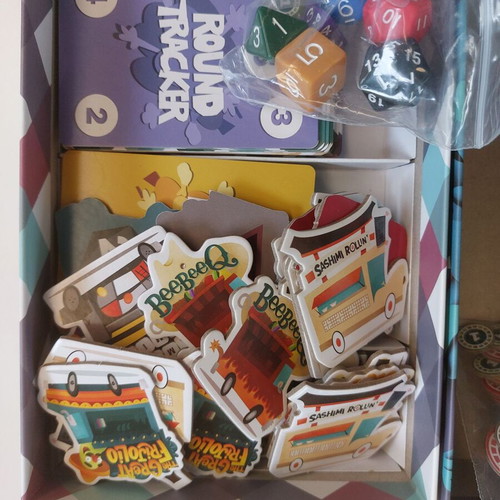 Truck Off board game like new with instructions in English