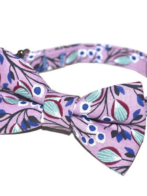 Cat collar with bow tie, handmade, new, purple floral