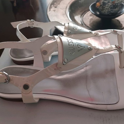 Guess sandals 37 white like new with silver buckle
