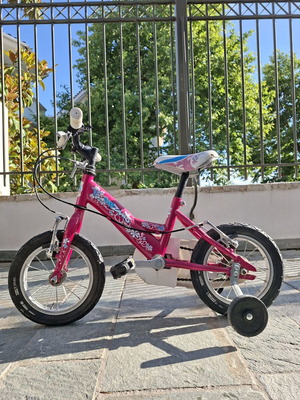Adriatica 12" children's bike like new with aluminum frame and V-brakes