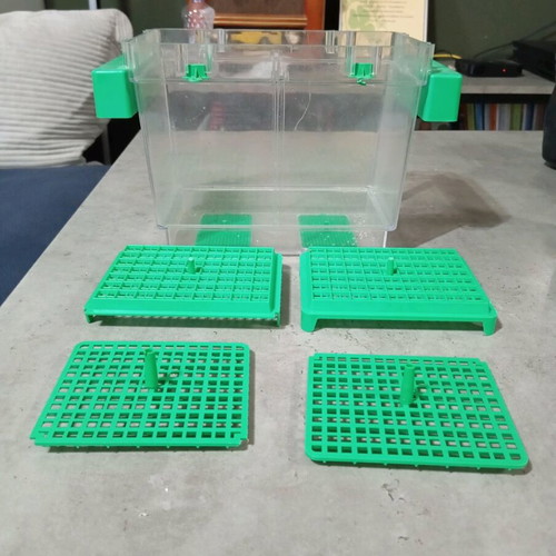Aquarium 350 liters used with stand and accessories