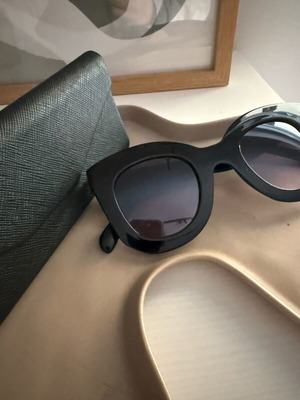 Pervedere sunglasses like new, black