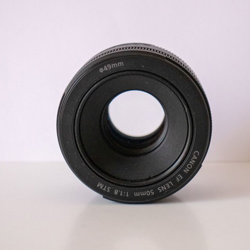 Canon EF 50mm f/1.8 STM lens like new