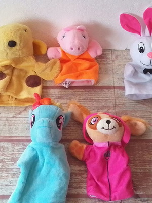 Plush puppet animal gloves used, pack of 5