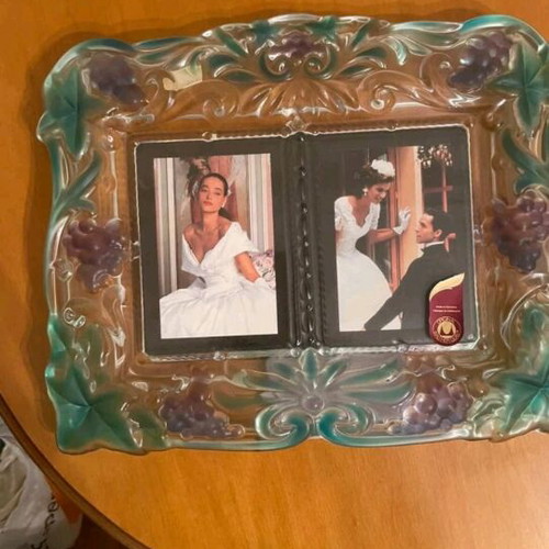Decorative crystal photo frame like new with book design and grapes