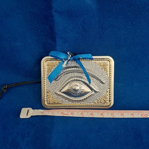 Metal votive new in excellent condition
